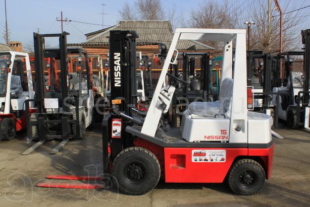 Японский вилочный погрузчик NISSAN H01A15